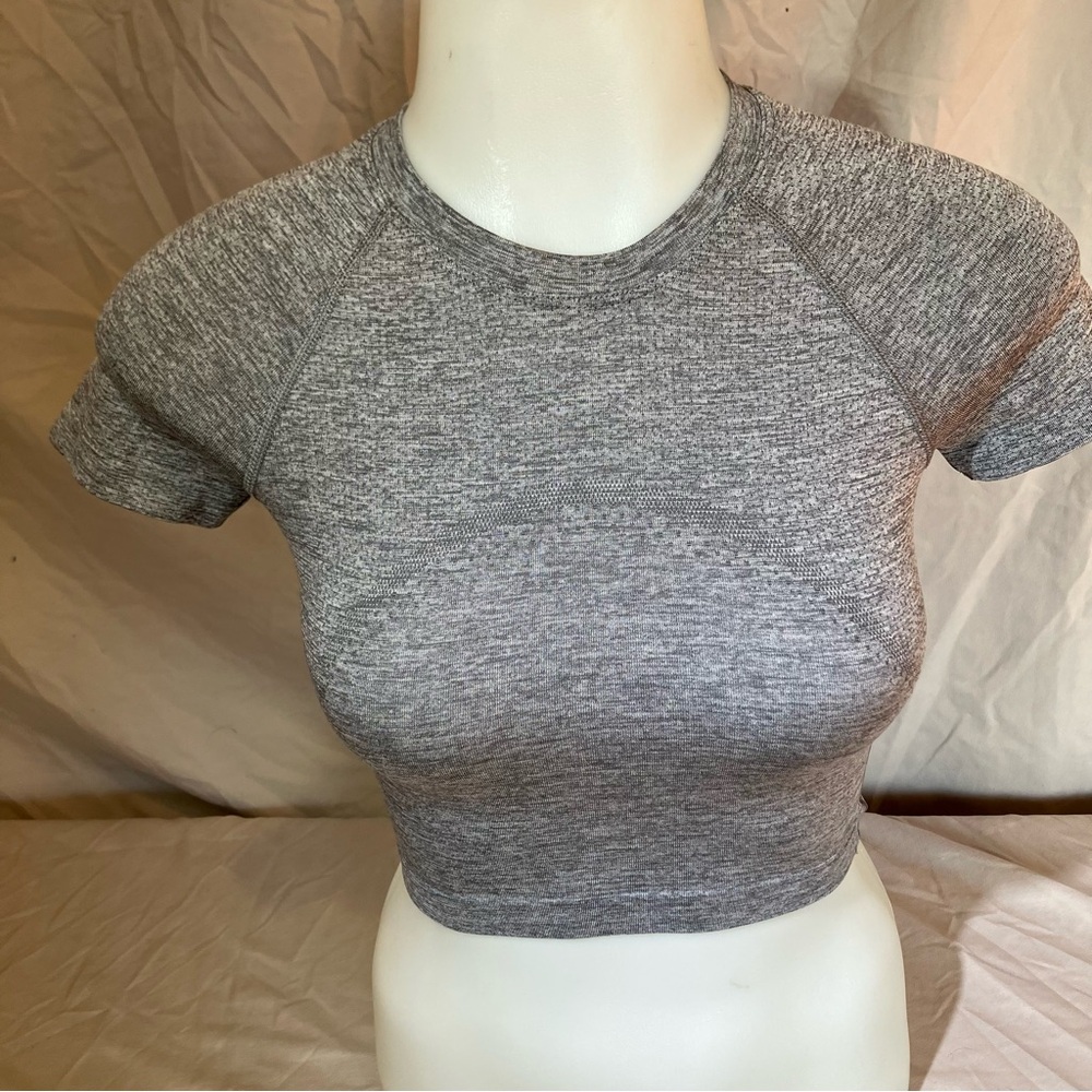 Lululemon Heathered Gray Swiftly Tech Cropped Short Sleeve